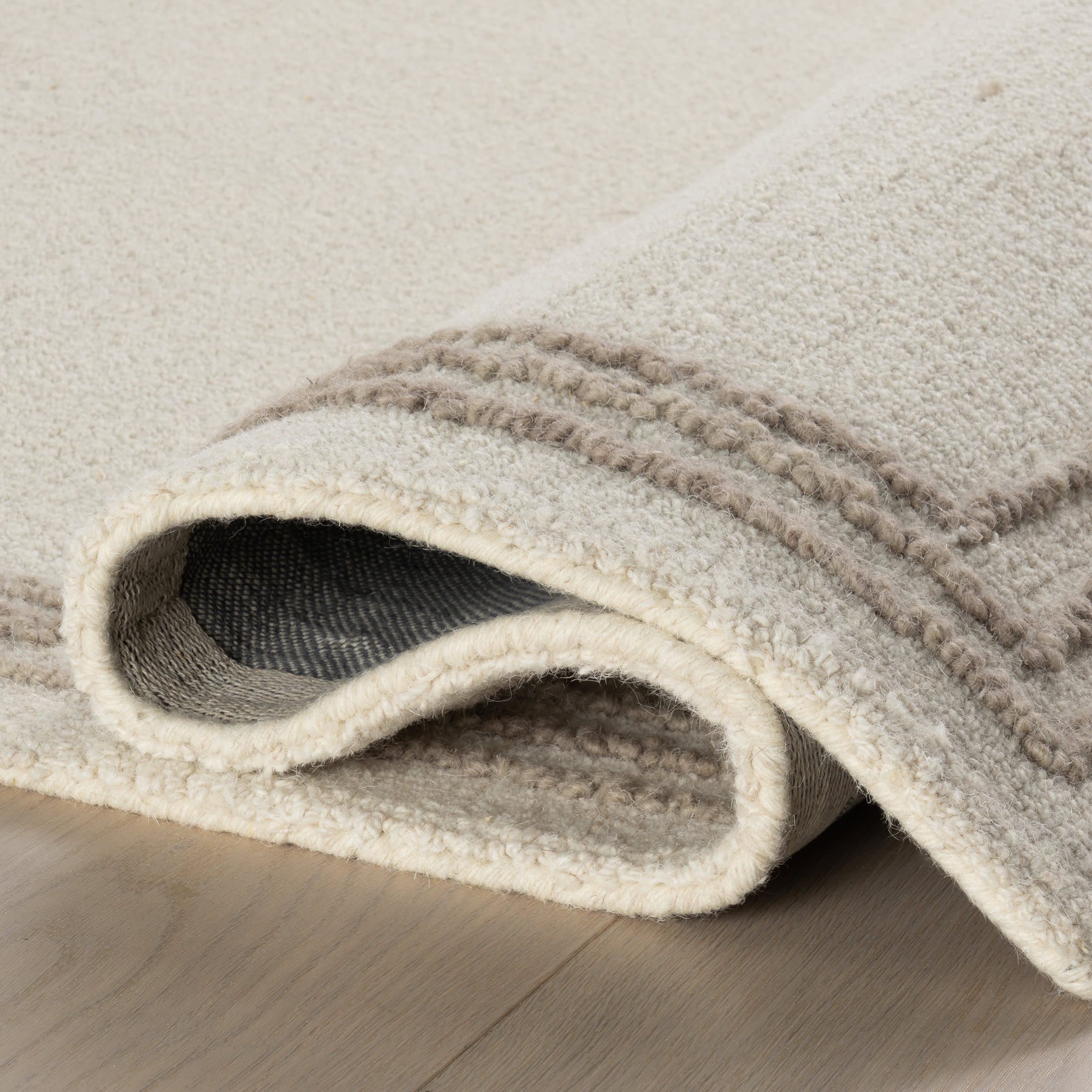 Baina Modern Bordered Rug | Ivory - Image 9