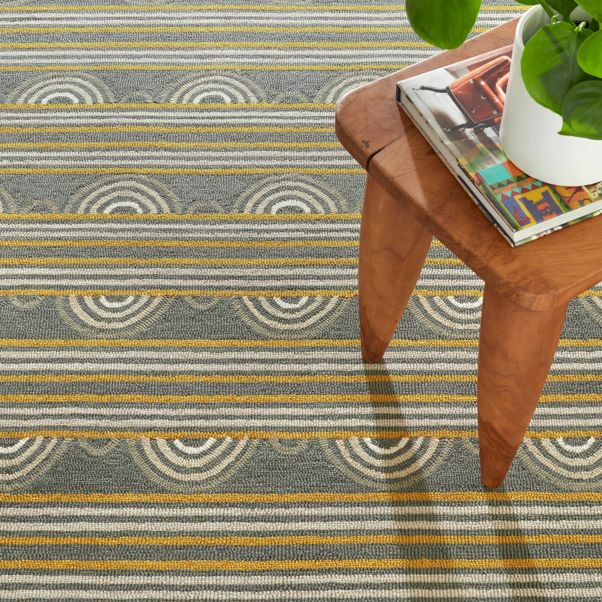 Button Hand Micro Hooked Wool Rug | Grey - Image 4