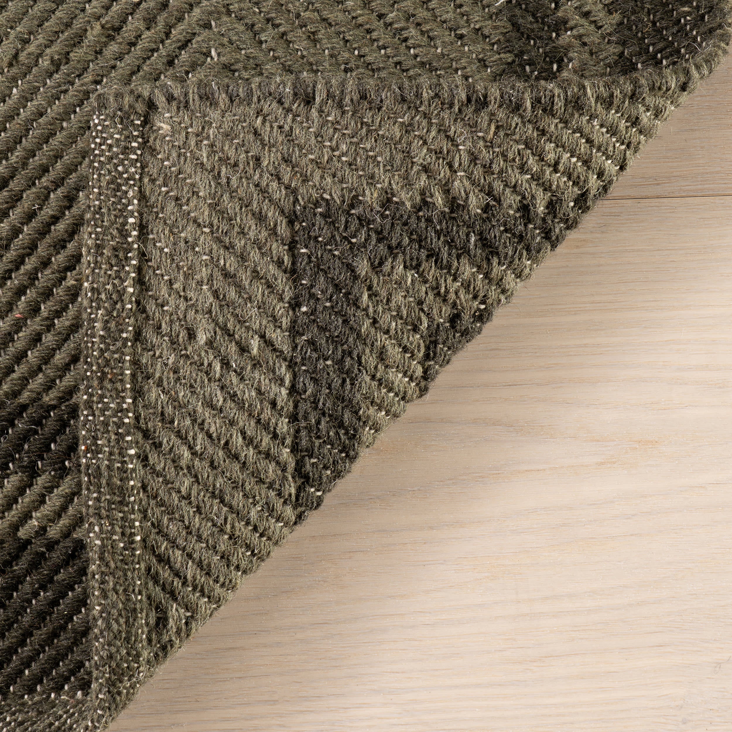 Canon Bordered Wool Rug by Nate Berkus | Green - Image 5