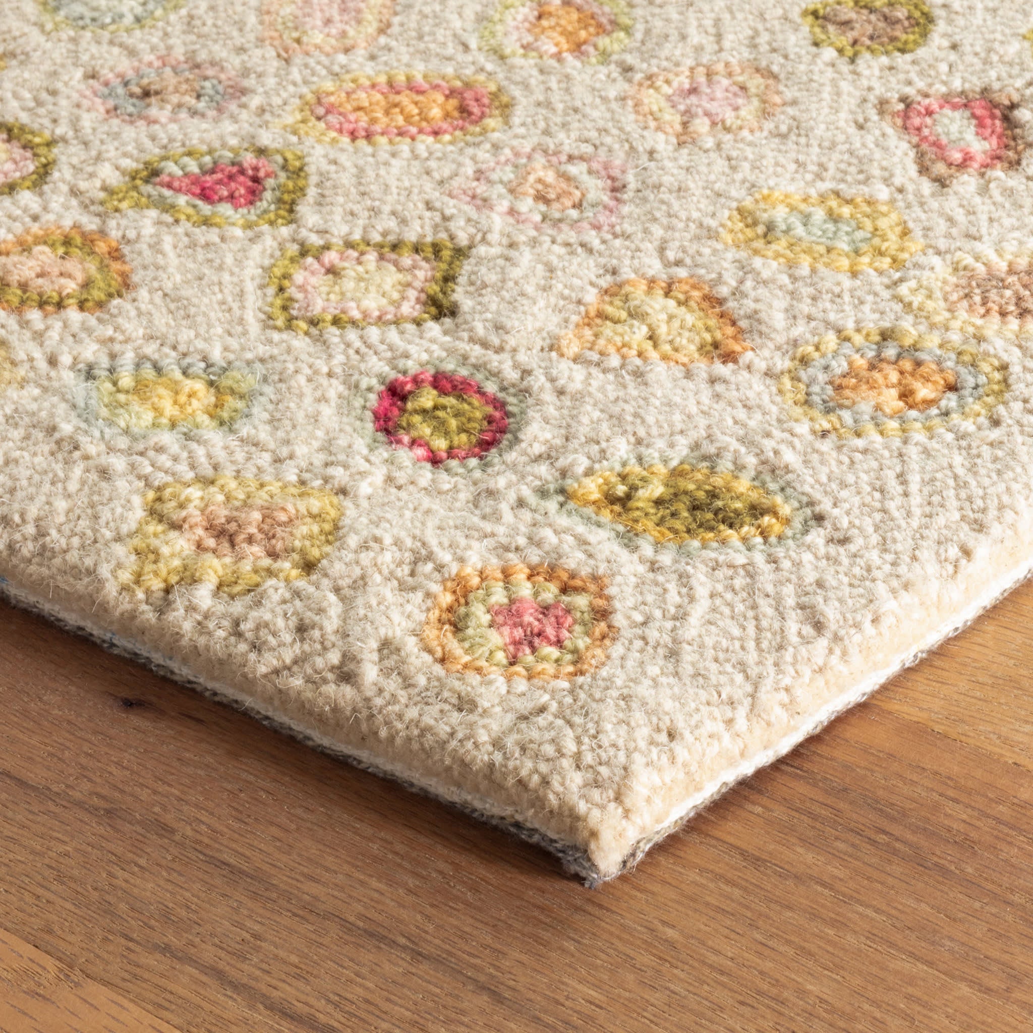 Cats Paw Hand Micro Hooked Wool Rug | Pastel - Image 4