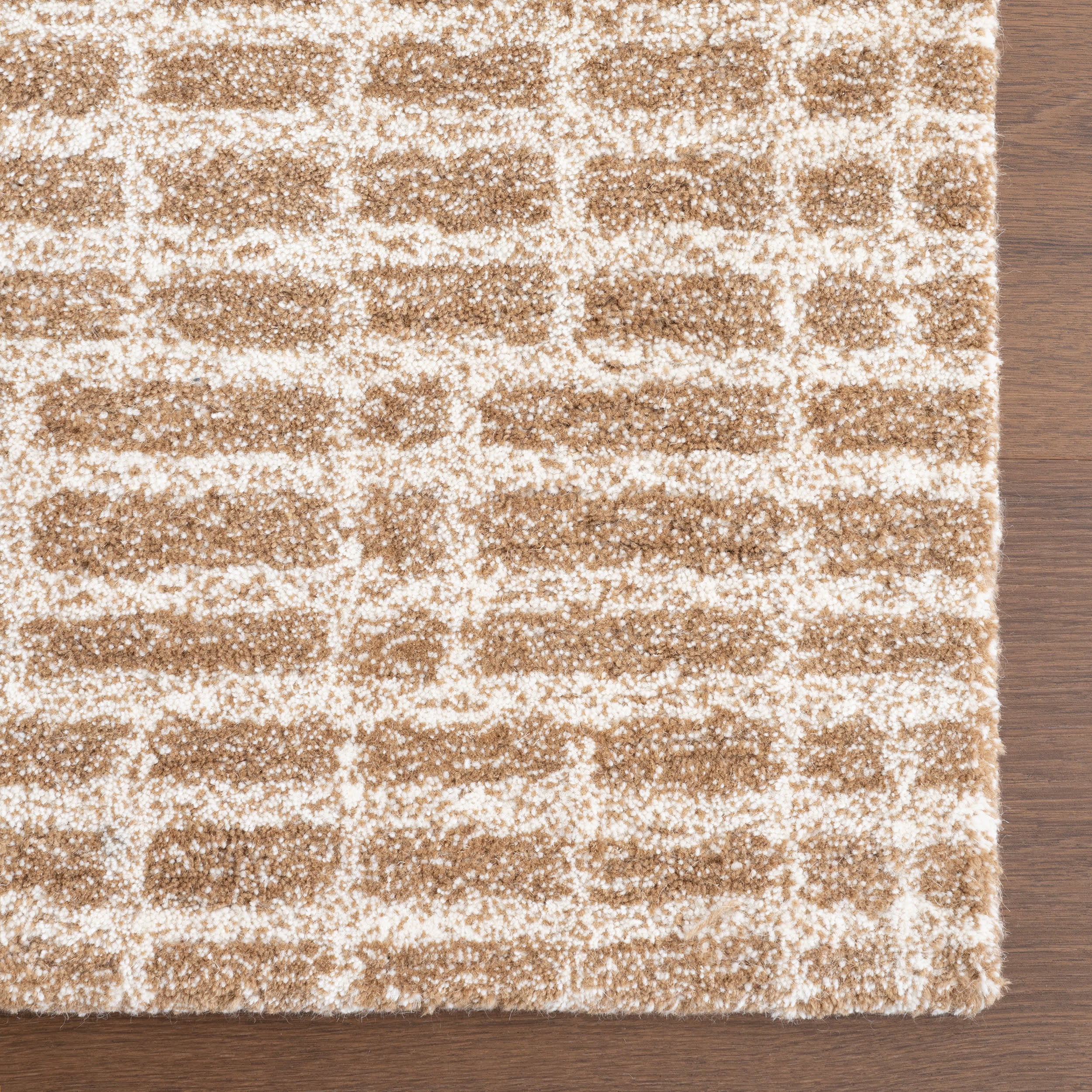 Nira Hand Tufted Wool Rug | Beige - Image 7