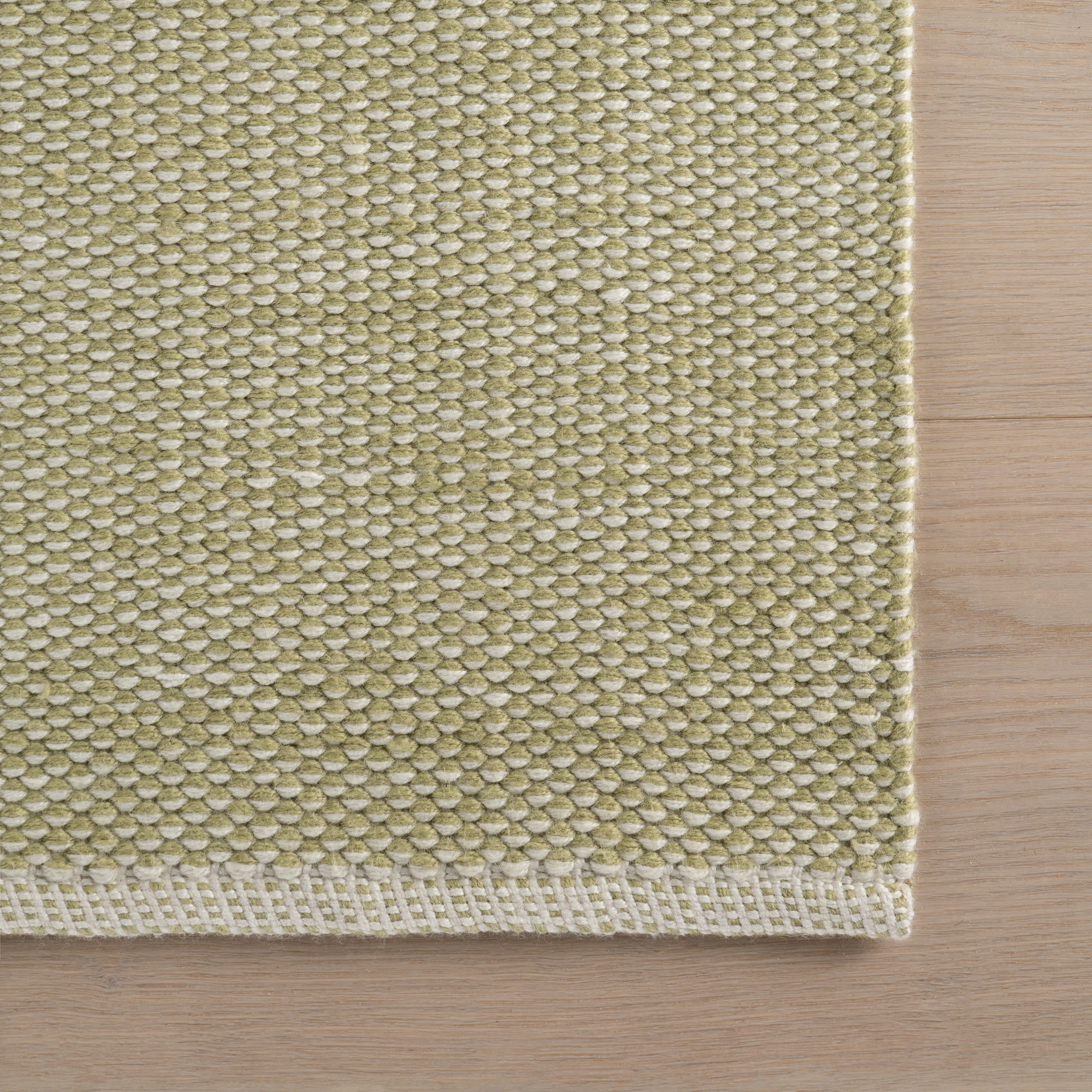 Pebble Handwoven Performance Rug | Green - Image 4