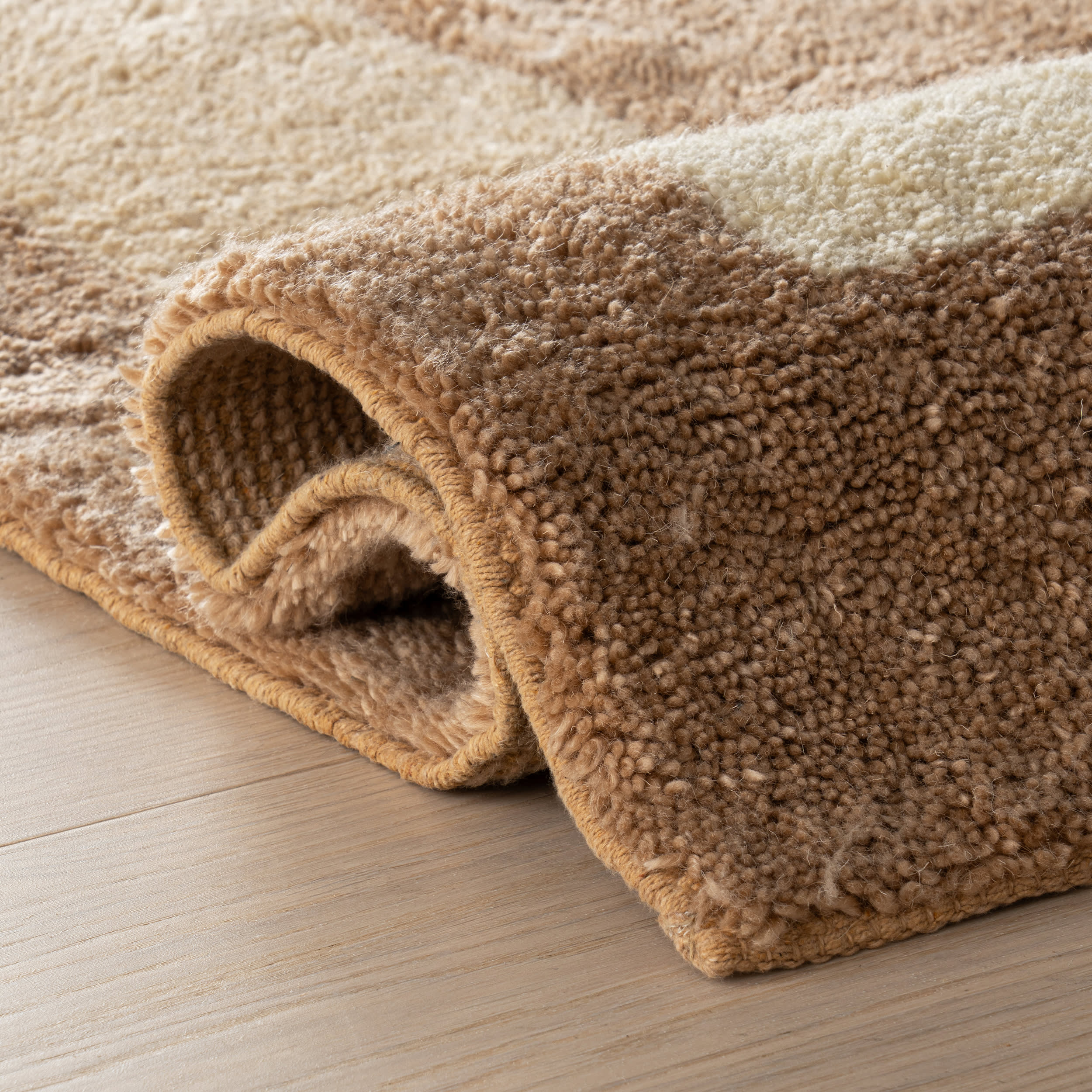 Silja Bordered Rug | Brown - Image 10