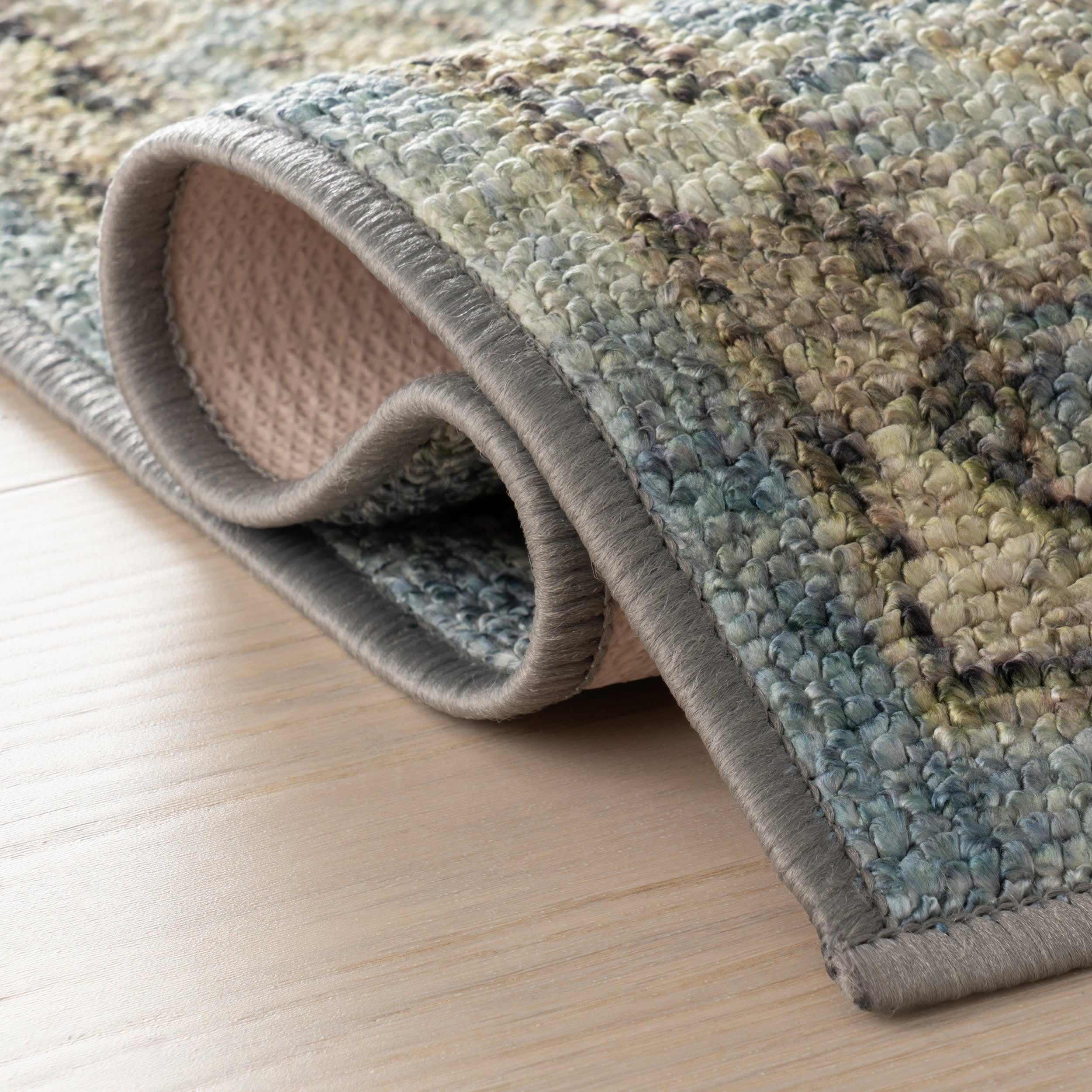 Delisse Traditional Bordered Washable Rug | Blue - Image 10