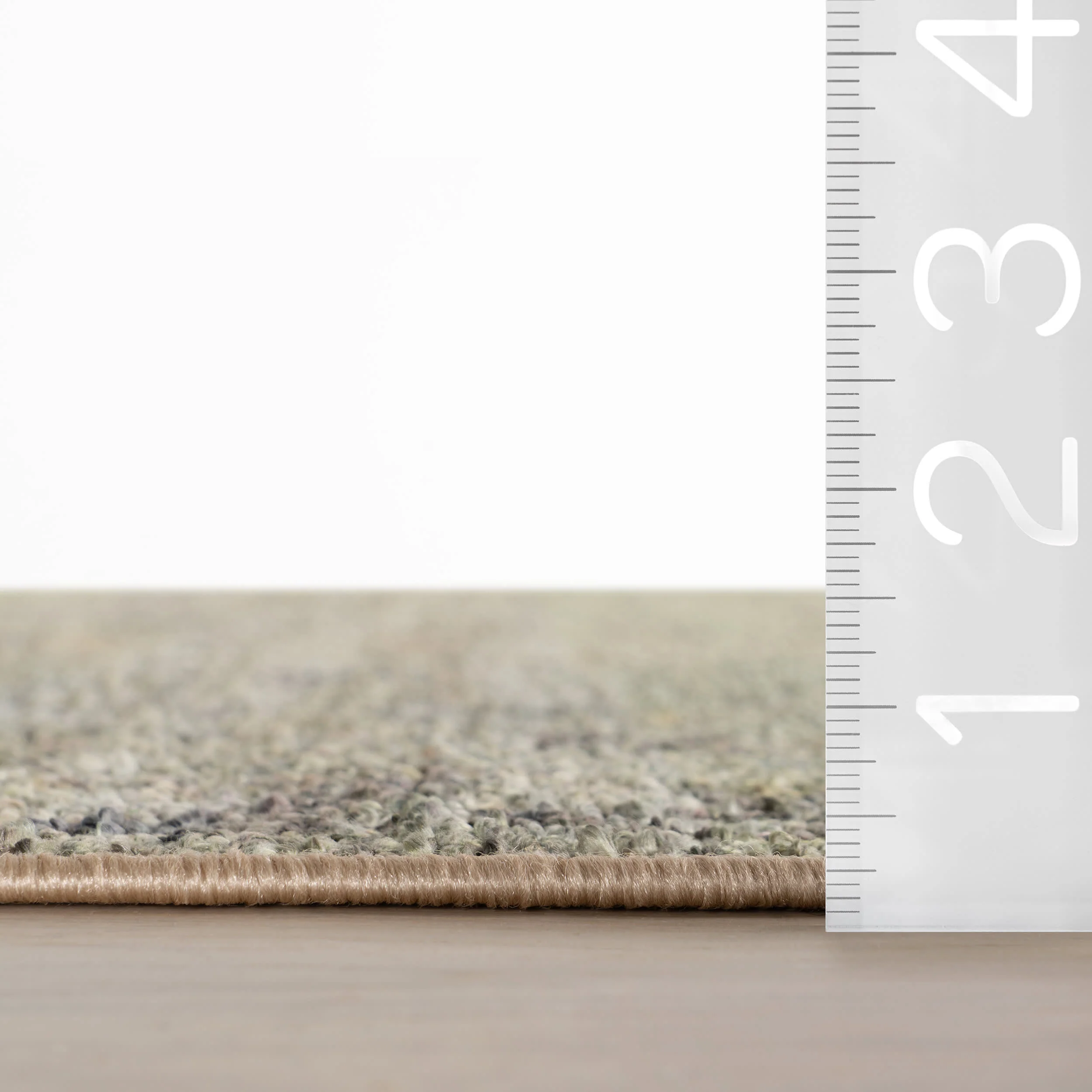 Isalyn Traditional Bordered Washable Rug | Green - Image 5