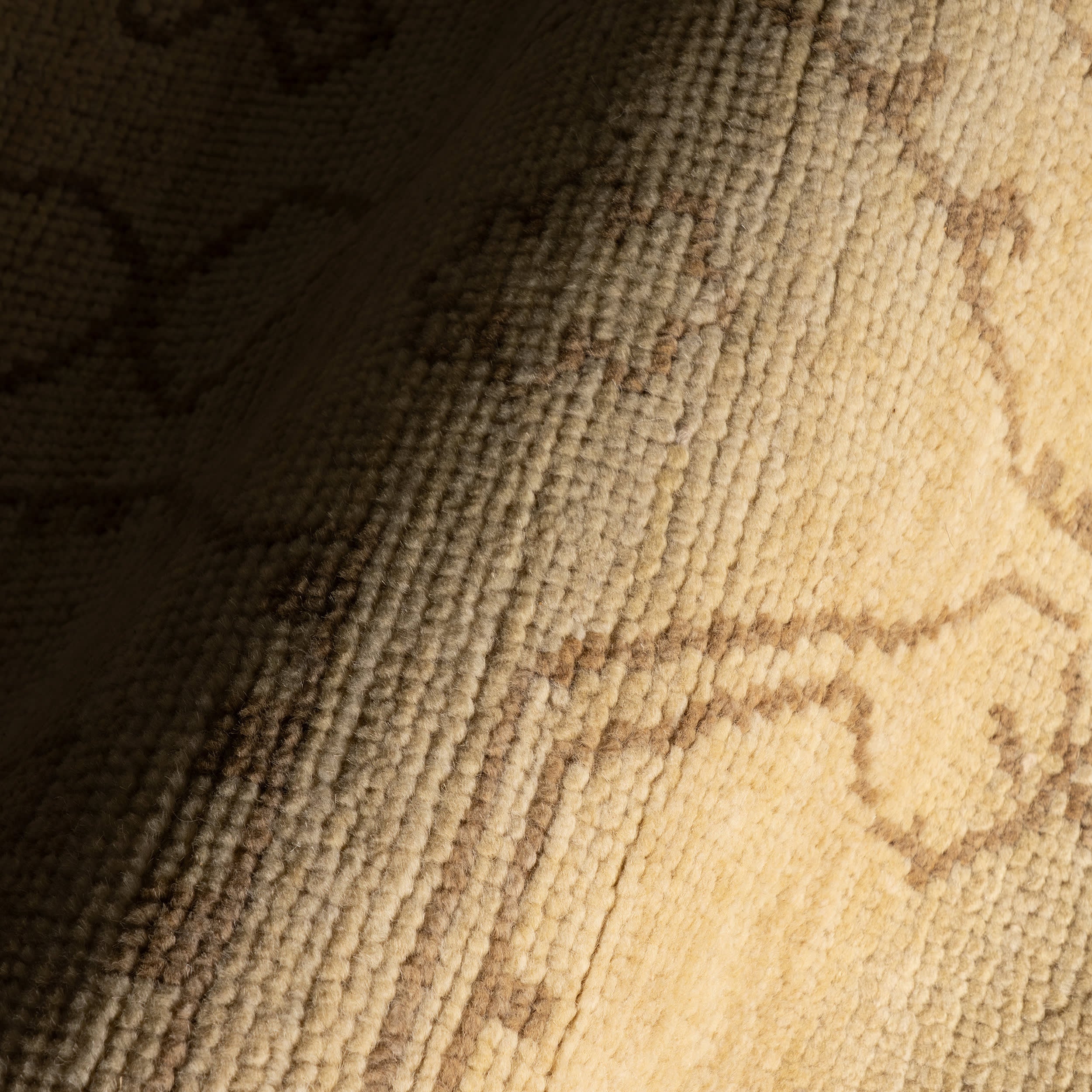 Yaria Traditional Vintage Rug | Beige - Image 6